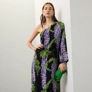 Elegant One Shoulder Black and Green Dress